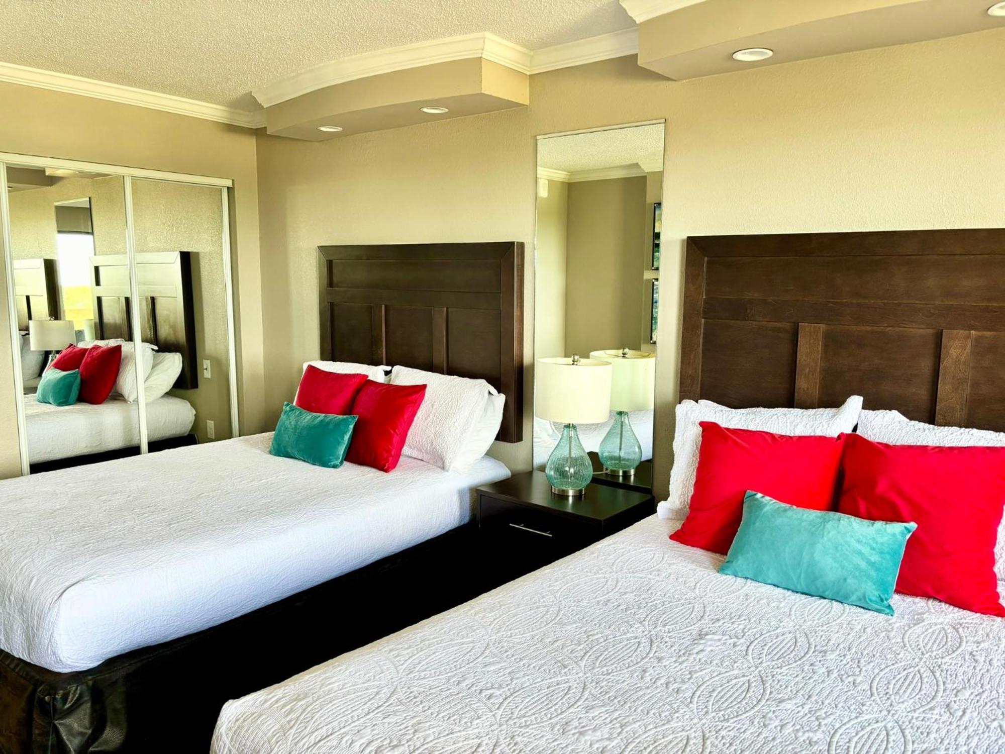 Azure Bliss Oceanfront Condo Sleeps 6 Myrtle Beach Exterior photo